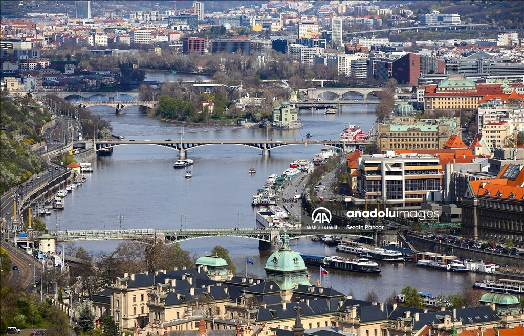Orta Çağ mimarisinin yaşatıldığı kent: Prag