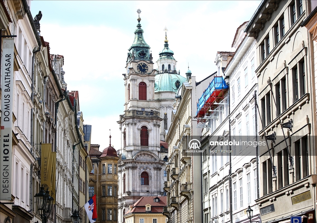 Orta Çağ mimarisinin yaşatıldığı kent: Prag