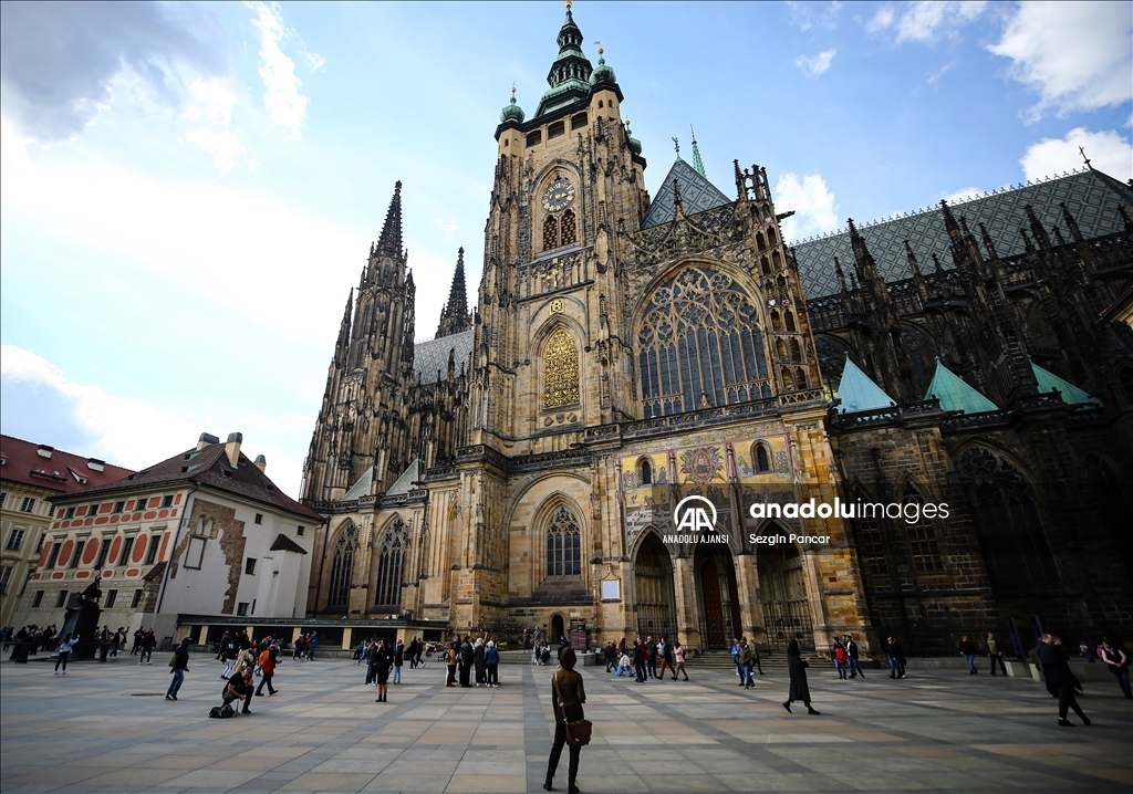 Orta Çağ mimarisinin yaşatıldığı kent: Prag