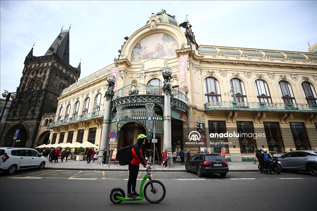 Orta Çağ mimarisinin yaşatıldığı kent: Prag