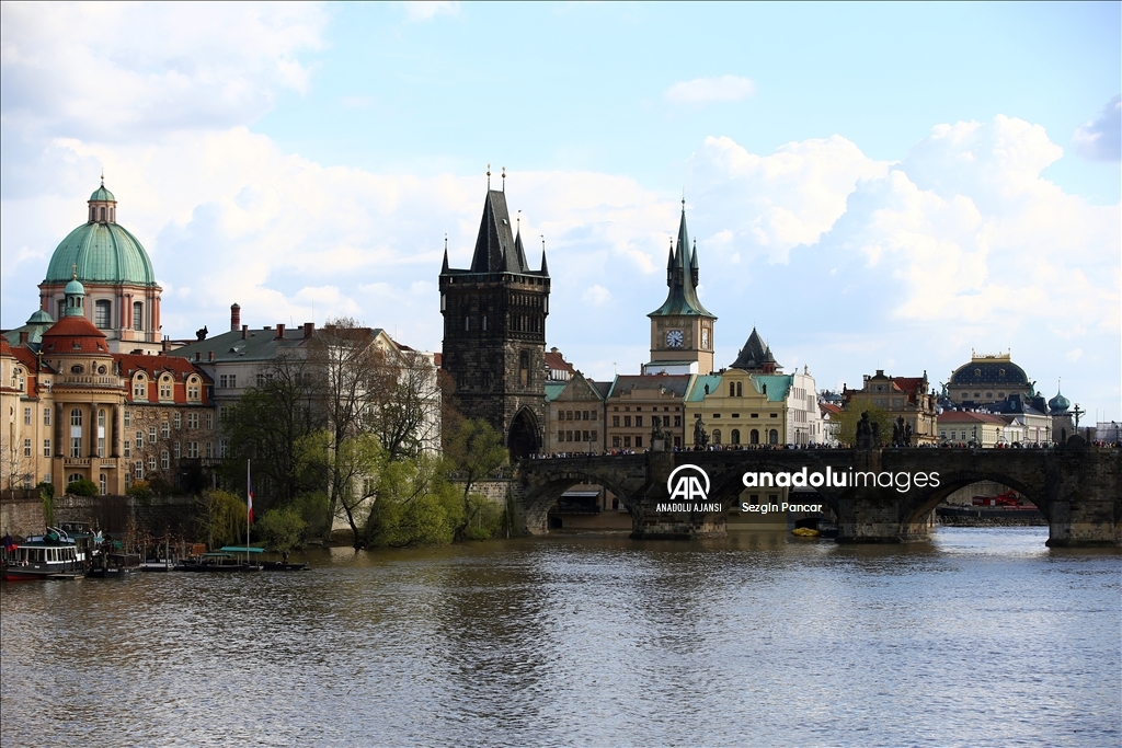 Orta Çağ mimarisinin yaşatıldığı kent: Prag