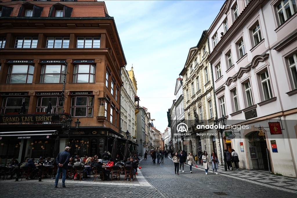 Orta Çağ mimarisinin yaşatıldığı kent: Prag