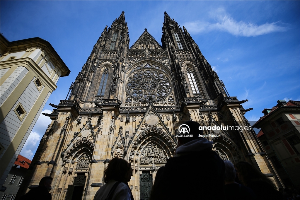 Orta Çağ mimarisinin yaşatıldığı kent: Prag