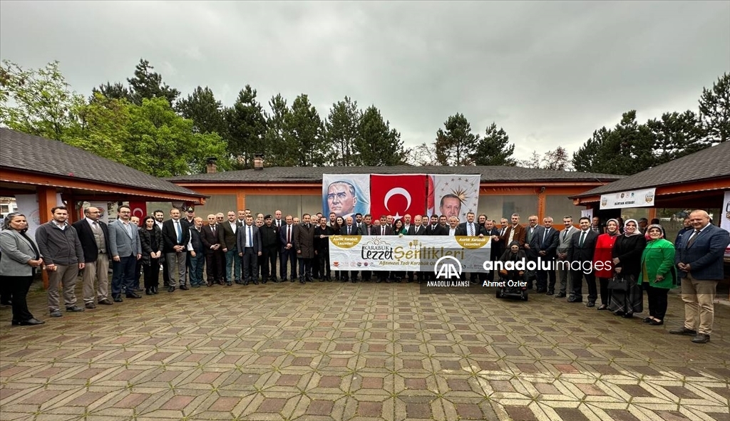 Karabük'te "Türk Mutfağı Haftası" etkinliklerinde yöresel lezzetler ikram edildi