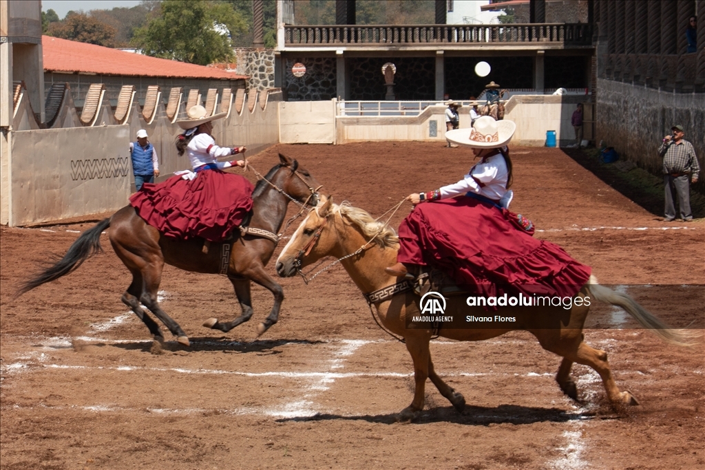 Charriera show in Mexico