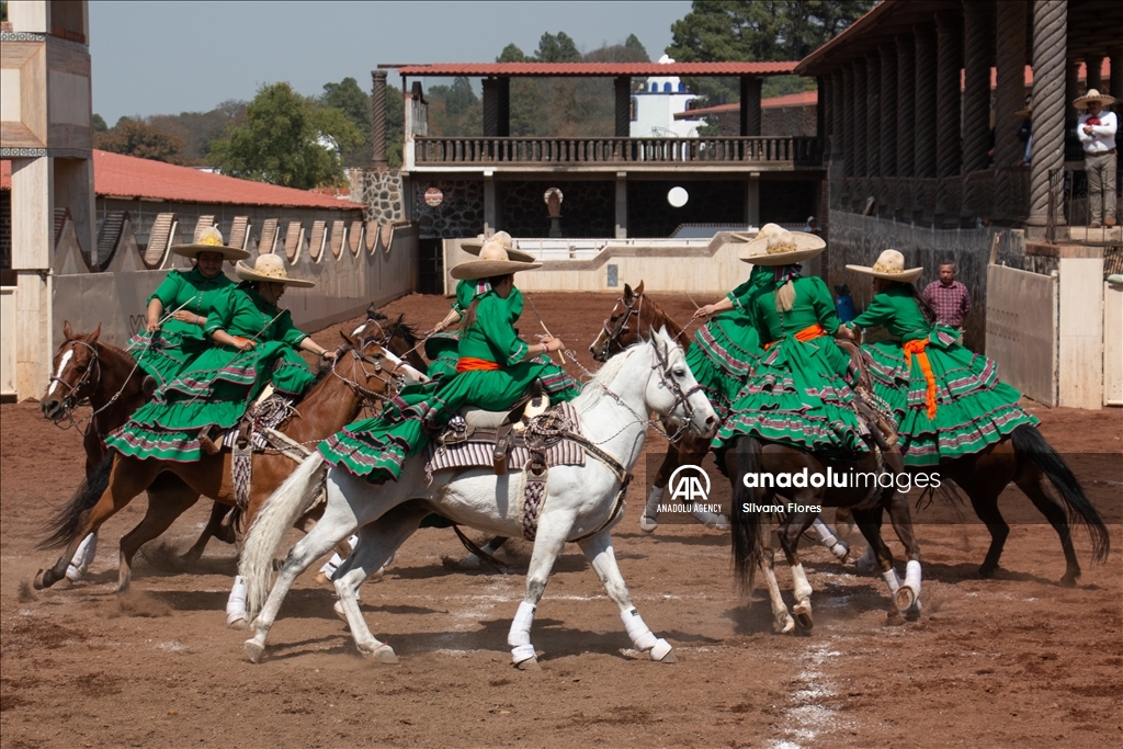 Charriera show in Mexico