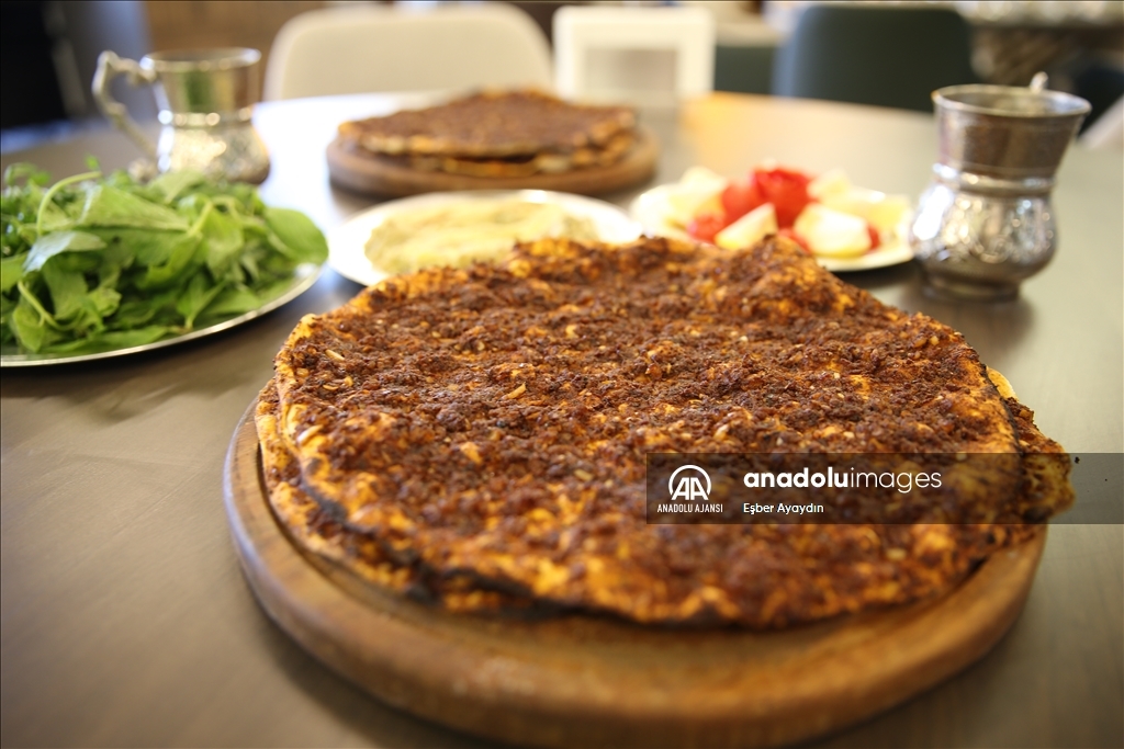 Gaziantep ve Şanlıurfa'nın paylaşamadığı tescilli lezzet: Lahmacun