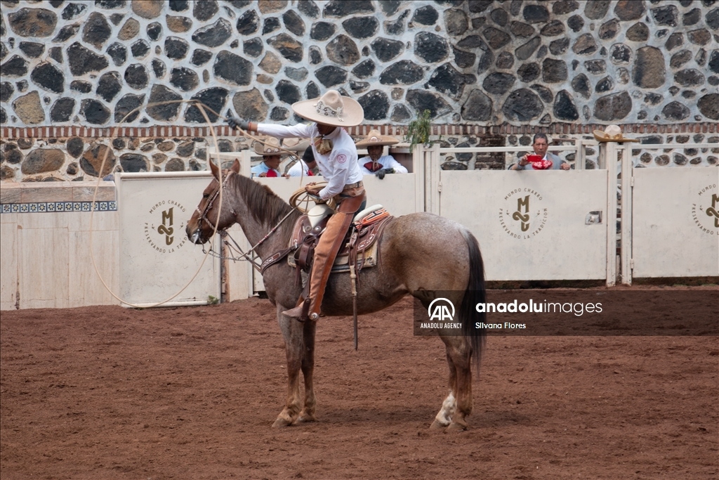 Charriera show in Mexico