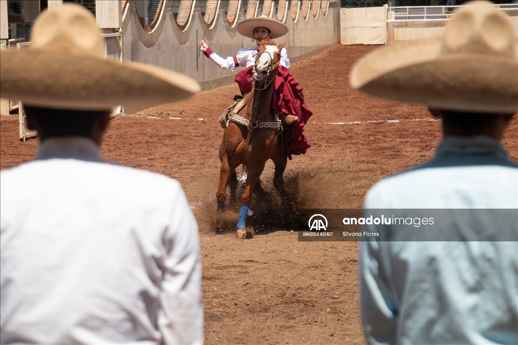 Charriera show in Mexico
