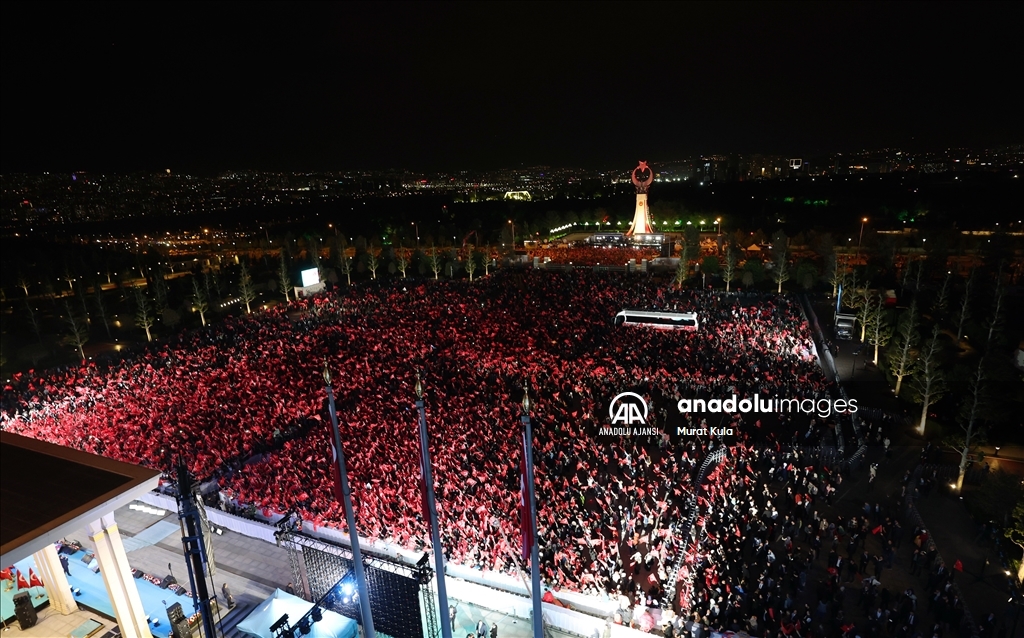 Cumhurbaşkanı Erdoğan'ın seçim başarısı kutlanıyor