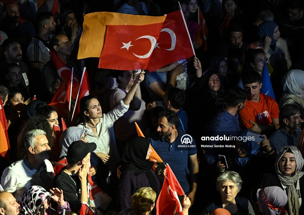 Cumhurbaşkanı Erdoğan'ın seçim başarısı kutlanıyor