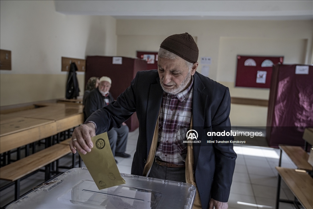 Türkiye, fillon votimi për raundin e dytë të zgjedhjeve presidenciale