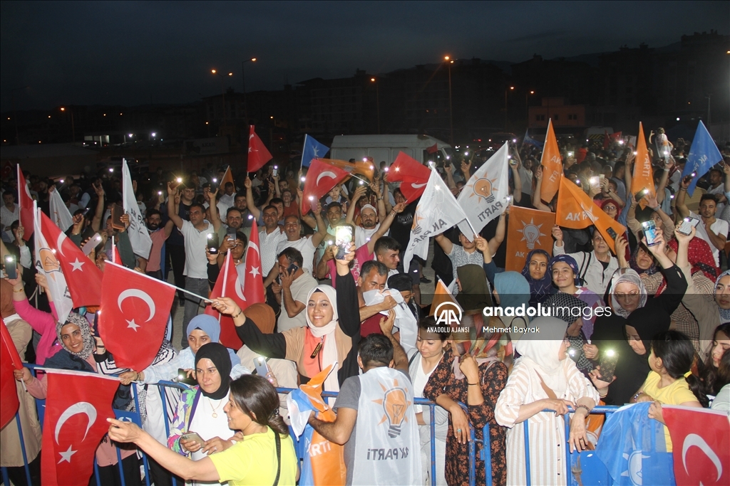 Cumhurbaşkanı Erdoğan'ın seçim başarısı Hatay'da kutlanıyor
