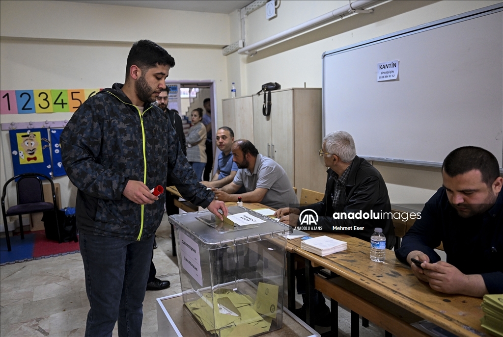 Türkiye sandık başında