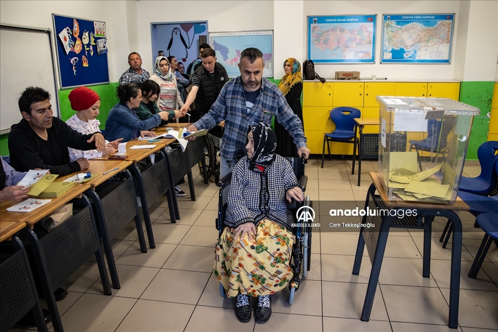 Türkiye sandık başında