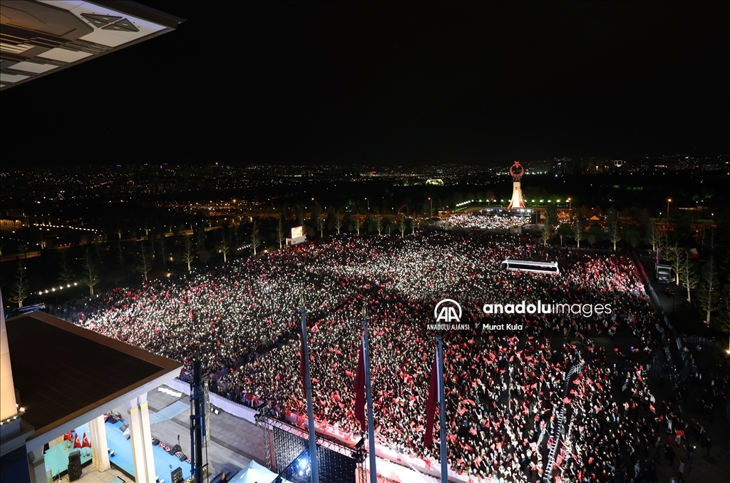 Cumhurbaşkanı Erdoğan'ın seçim başarısı kutlanıyor