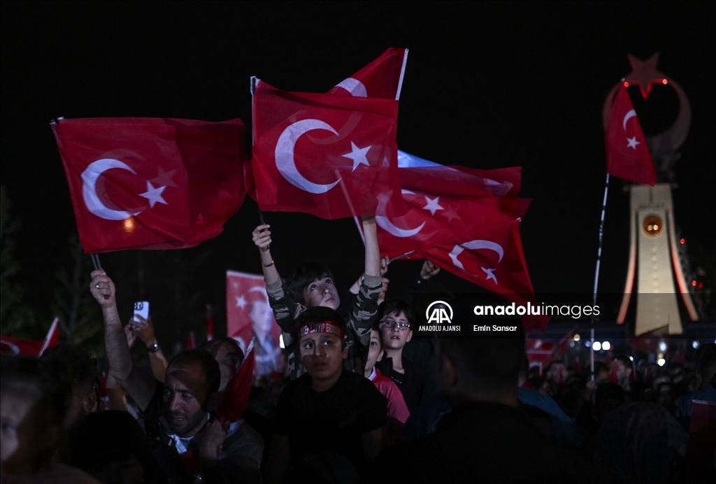 Cumhurbaşkanı Erdoğan, Cumhurbaşkanlığı Külliyesi'nde vatandaşlara hitap etti