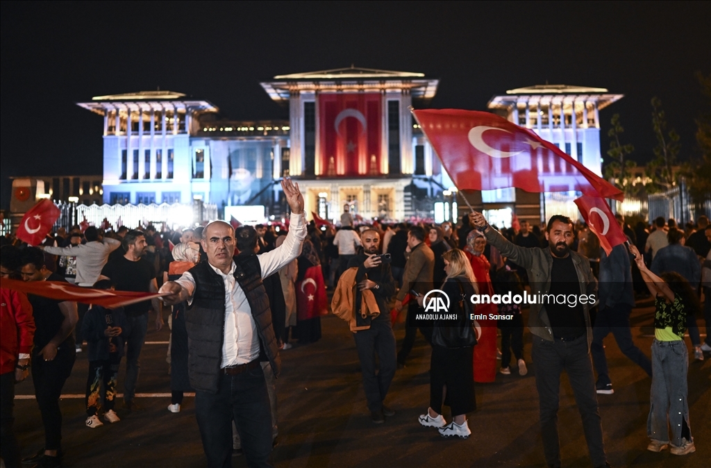 Cumhurbaşkanı Erdoğan, Cumhurbaşkanlığı Külliyesi'nde vatandaşlara hitap etti