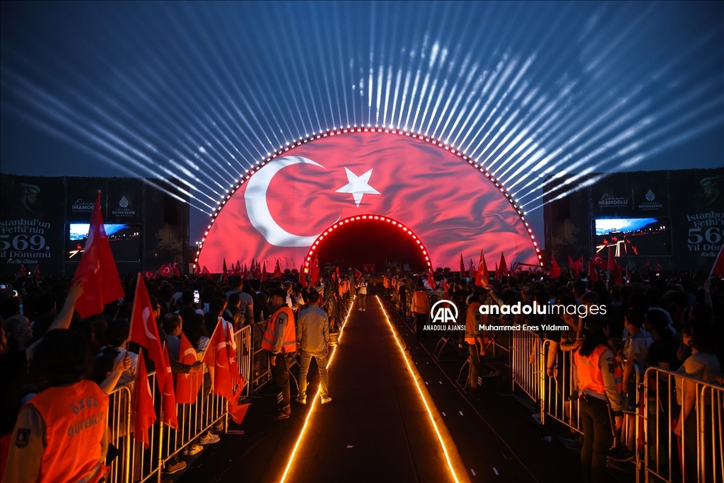 İstanbul'un Fethi'nin 569. yılı Maltepe'de kutlandı