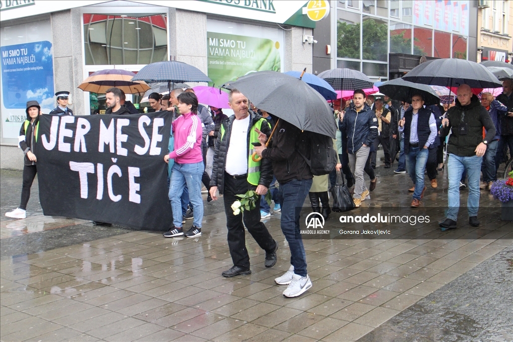 Dan bijelih traka obilježen u Prijedoru: Apel za izgradnju spomenika za 102 ubijene prijedorske djece