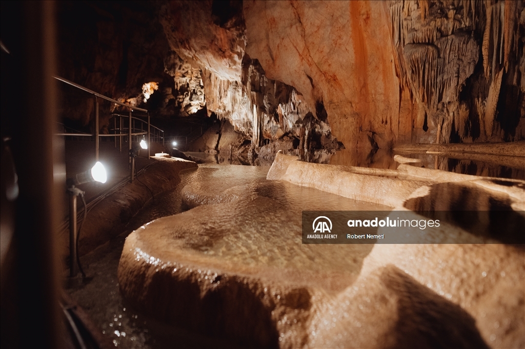 Underground boat trip on the river Styx resumed after five years of unexpected pause