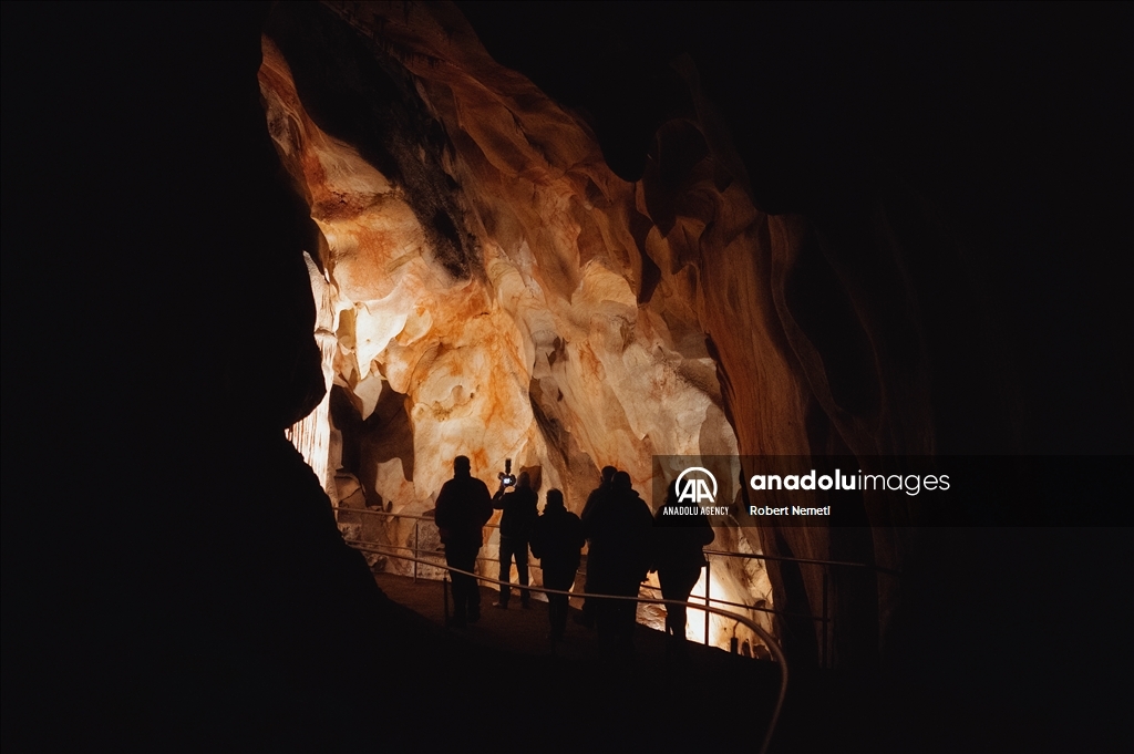 Underground boat trip on the river Styx resumed after five years of unexpected pause