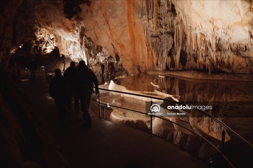 Underground boat trip on the river Styx resumed after five years of unexpected pause