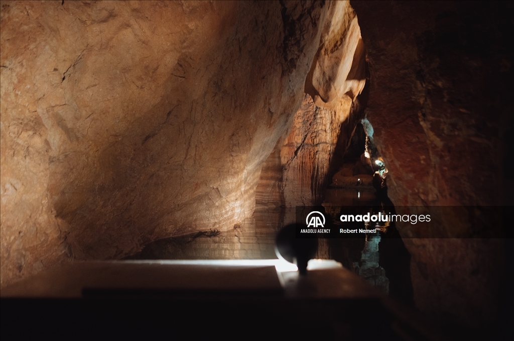 Underground boat trip on the river Styx resumed after five years of unexpected pause