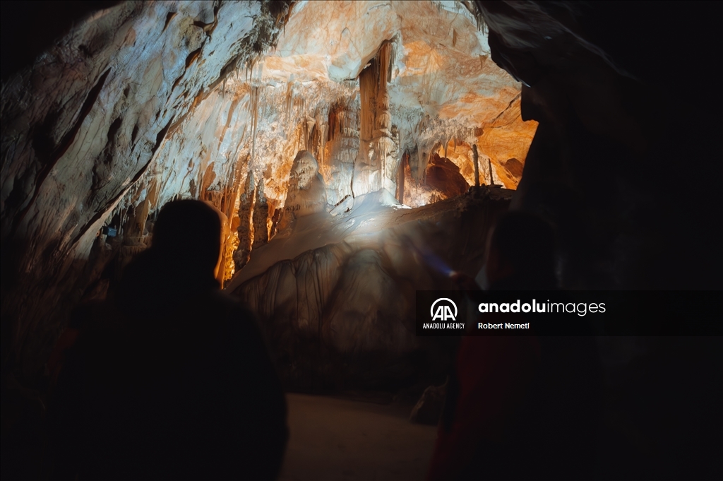 Underground boat trip on the river Styx resumed after five years of unexpected pause