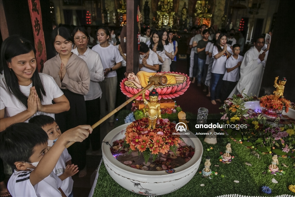 Endonezya'da Vesak Günü Kutlamaları