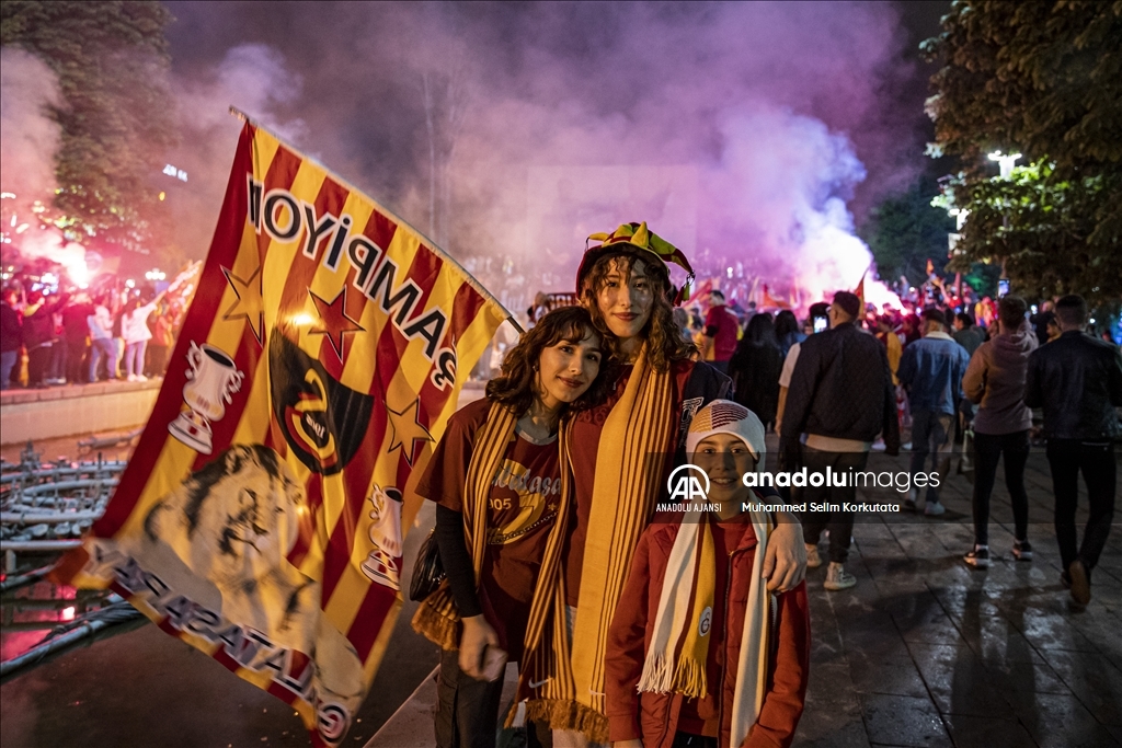 Galatasaray'ın şampiyonluğu Ankara'da kutlandı