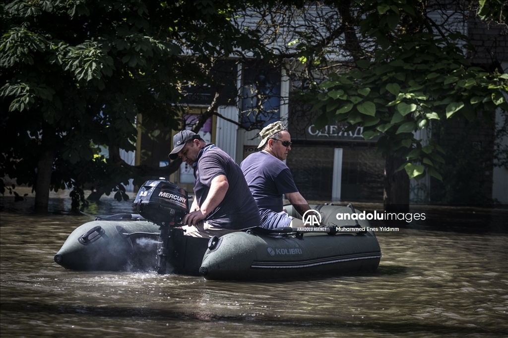 Evacuations continue from Kherson’s flooded areas after explosion at dam