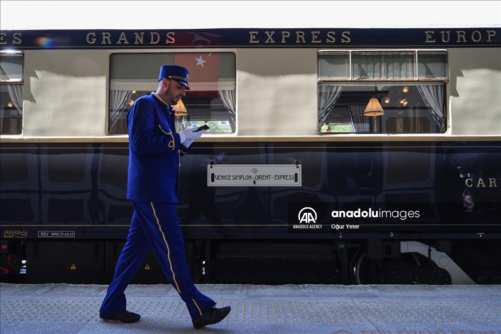 Historical Venice Simplon Orient Express train arrives in Turkiye