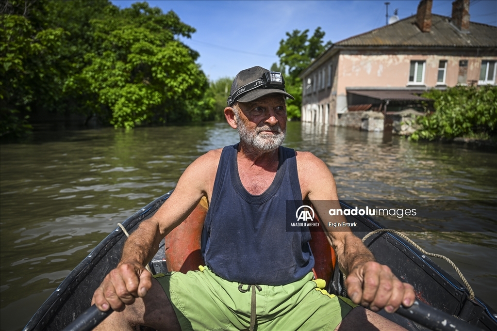 Evacuations continue in Kherson’s flooded areas after explosion at dam