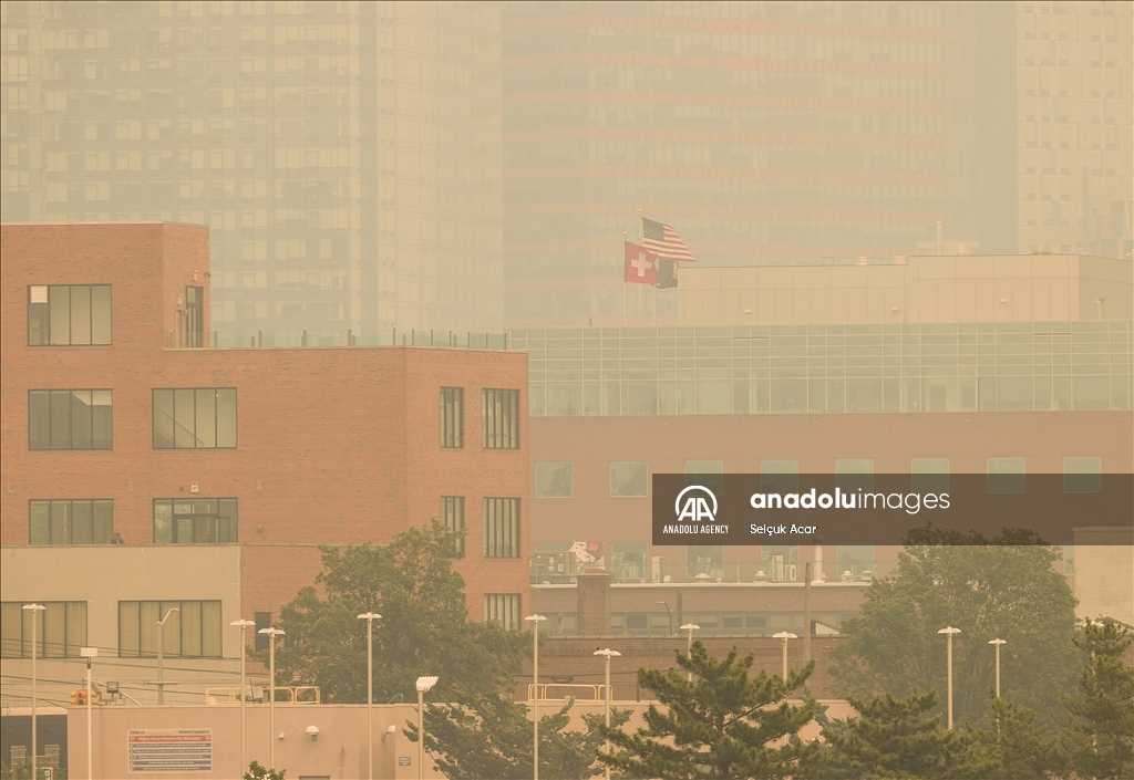 New York experiences worst air quality because of Canadian wildfires