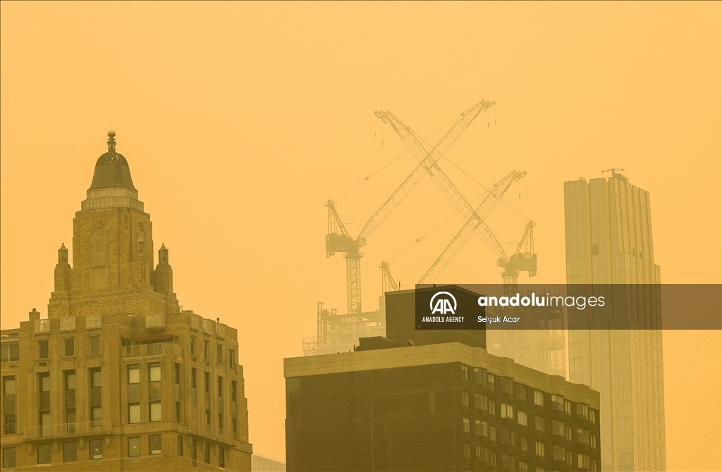 New York experiences worst air quality because of Canadian wildfires