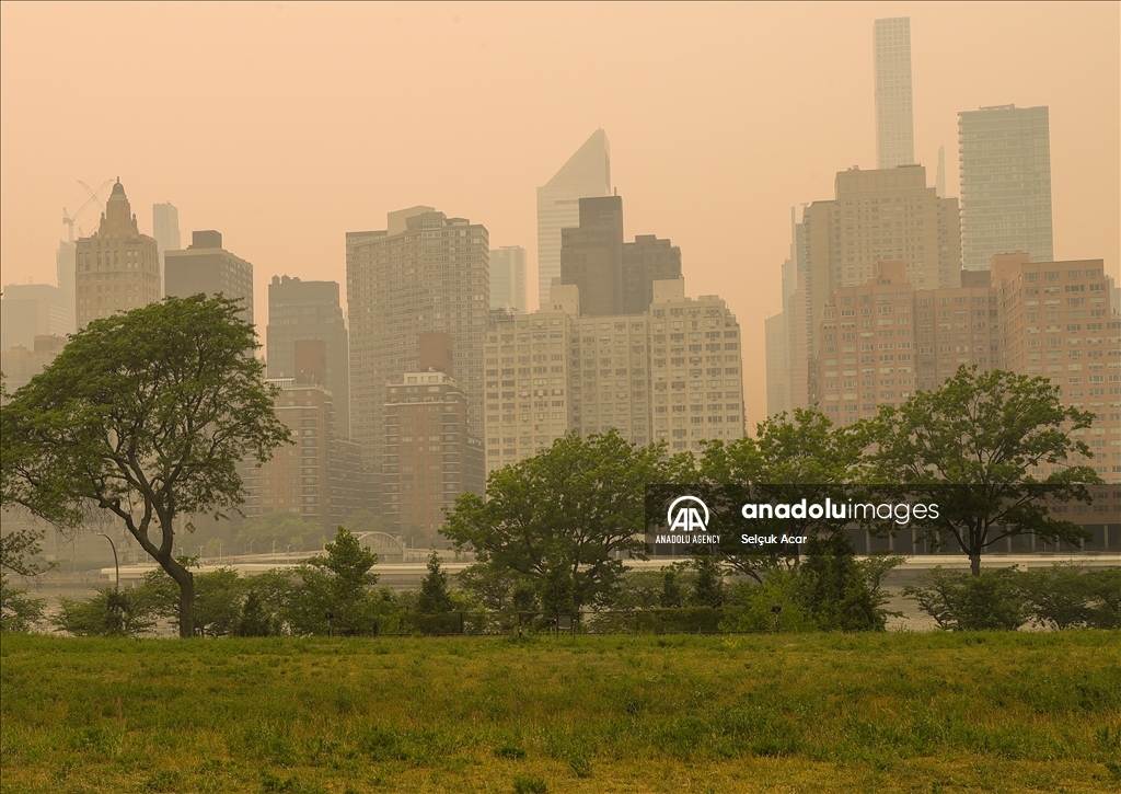 New York experiences worst air quality because of Canadian wildfires