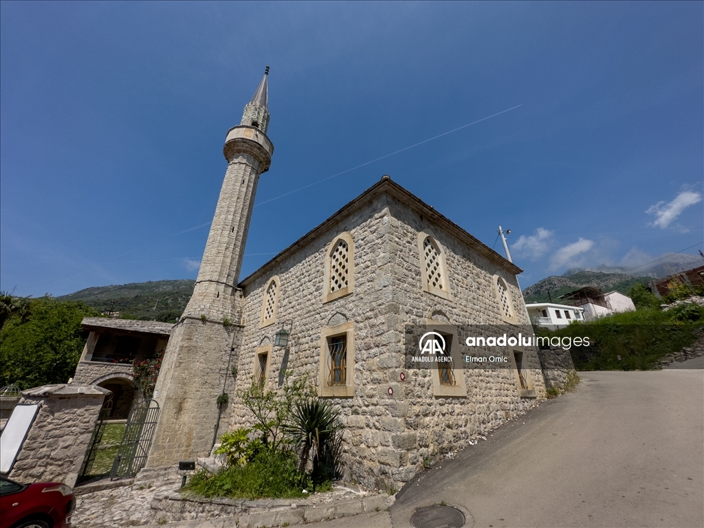 Tivari, qyteti në Mal të Zi ku fe të ndryshme jetojnë së bashku në paqe