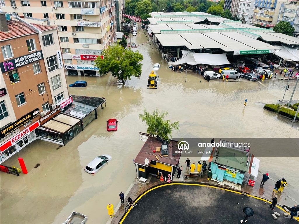 Başkentte kuvvetli sağanak etkili oldu
