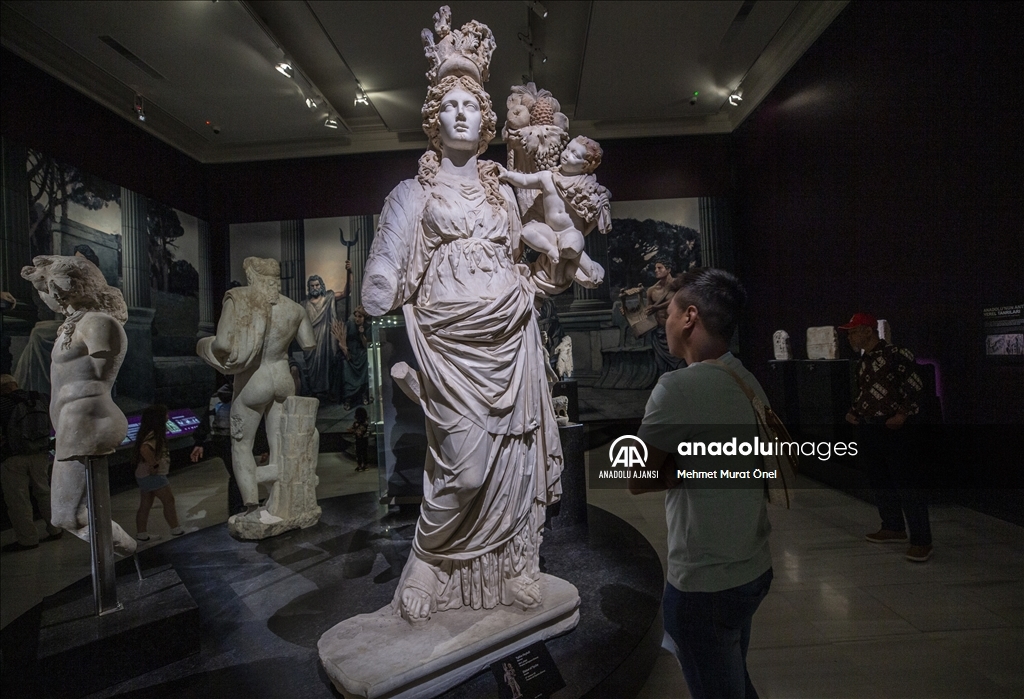 İstanbul Arkeoloji Müzeleri, içerdiği koleksiyonlarıyla dünyanın sayılı müzeleri arasında