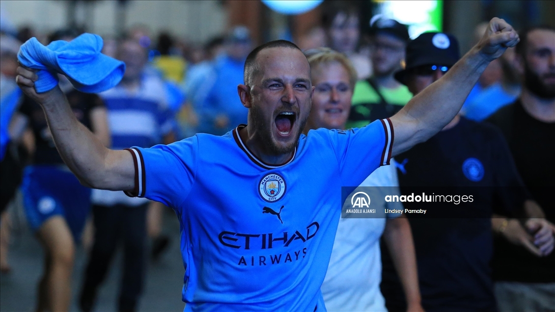 UEFA Şampiyonlar Ligi şampiyonu Manchester City, ülkesine döndü