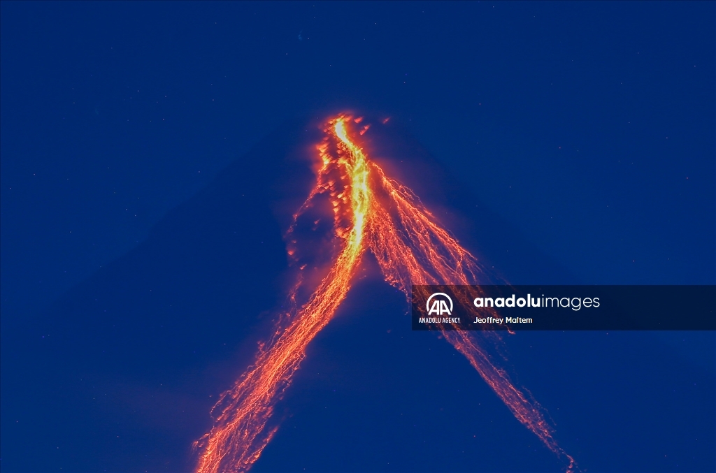 Mount Mayon volcano spews lava in Philippines