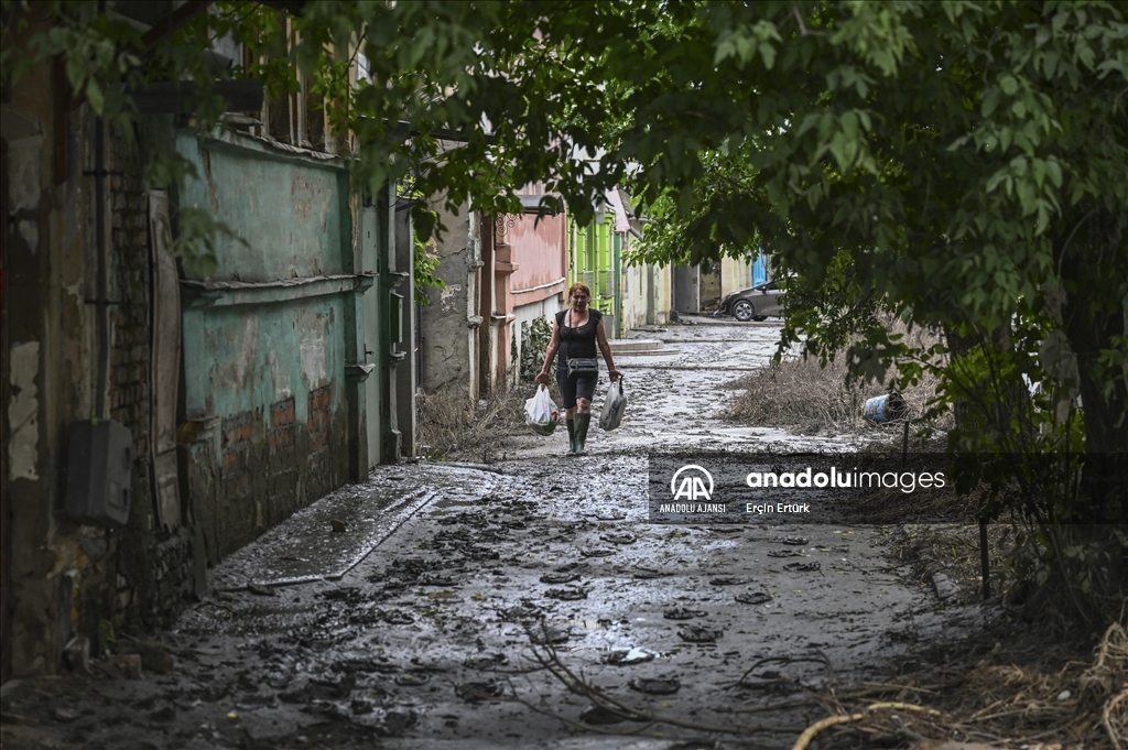 Ukrayna'da Kahovka HES'in bulunduğu bölgedeki sivillerin tahliyesi sürüyor