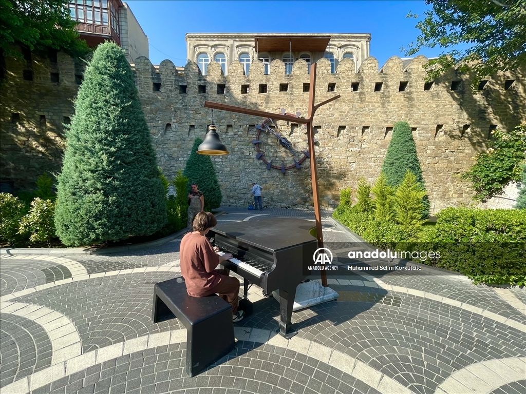 Daily life in Azerbaijan's Baku