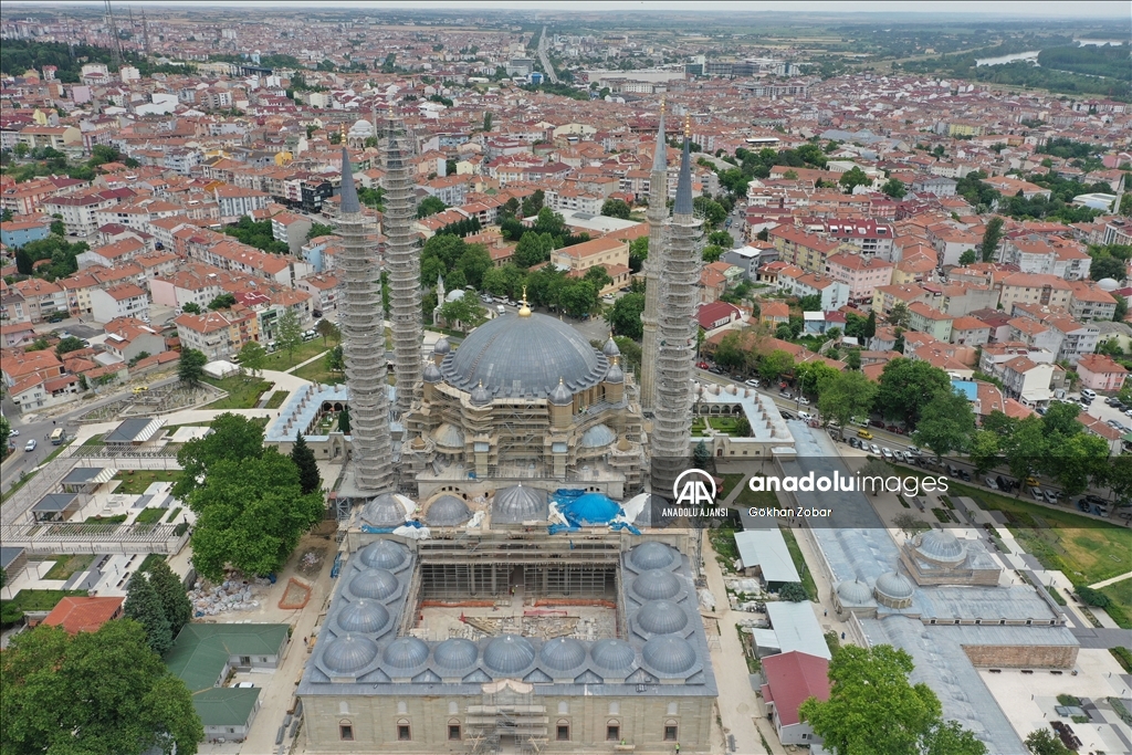 Restorasyondaki Selimiye Camisi'nde ana kubbe çalışmaları bitti