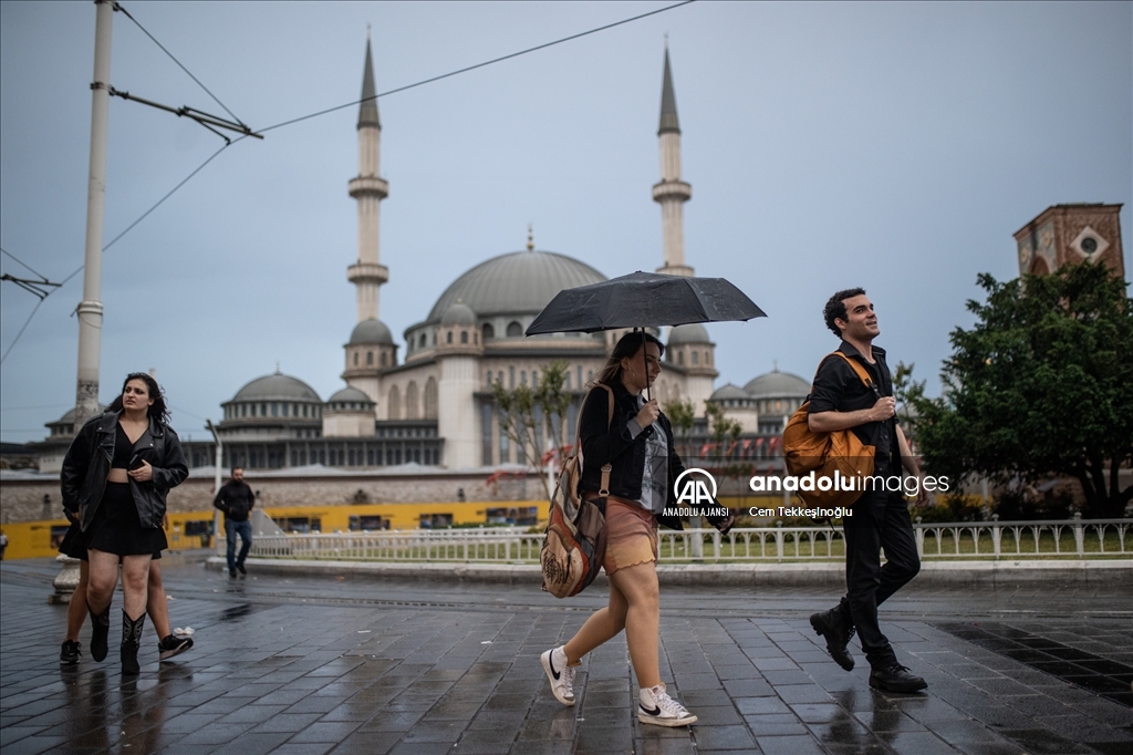 İstanbul’da sağanak etkili oldu