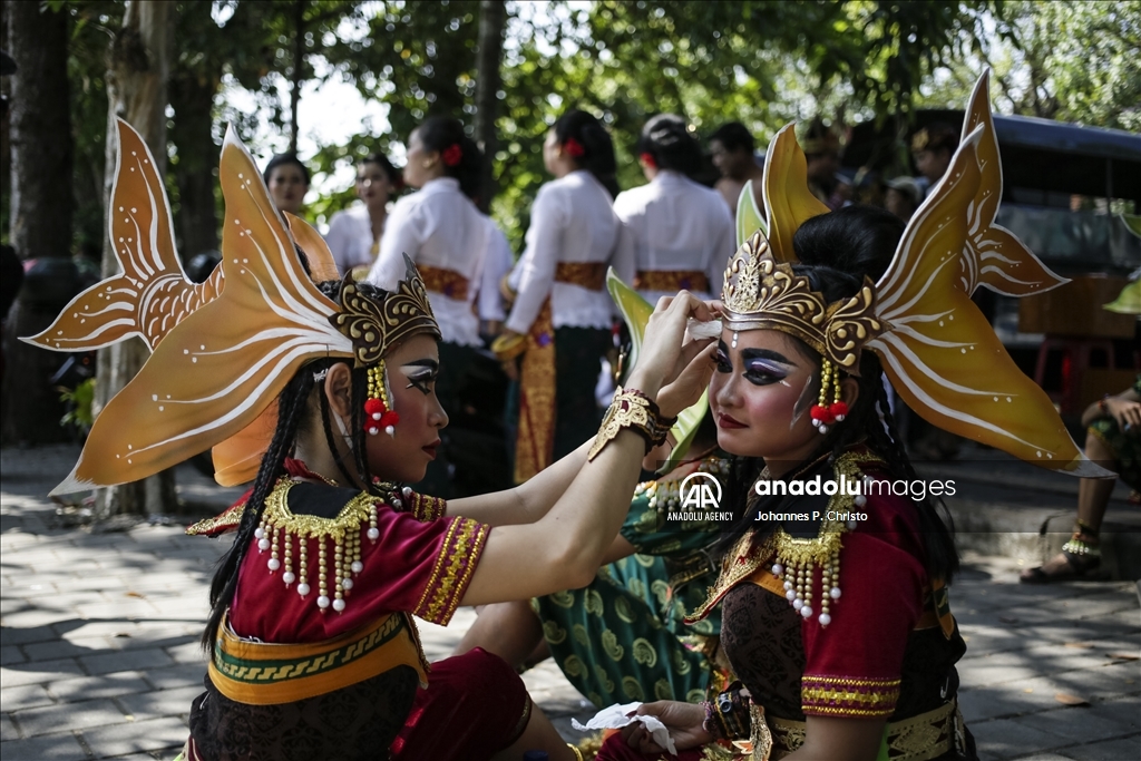 The cultural parade of Bali Arts Festival 2023