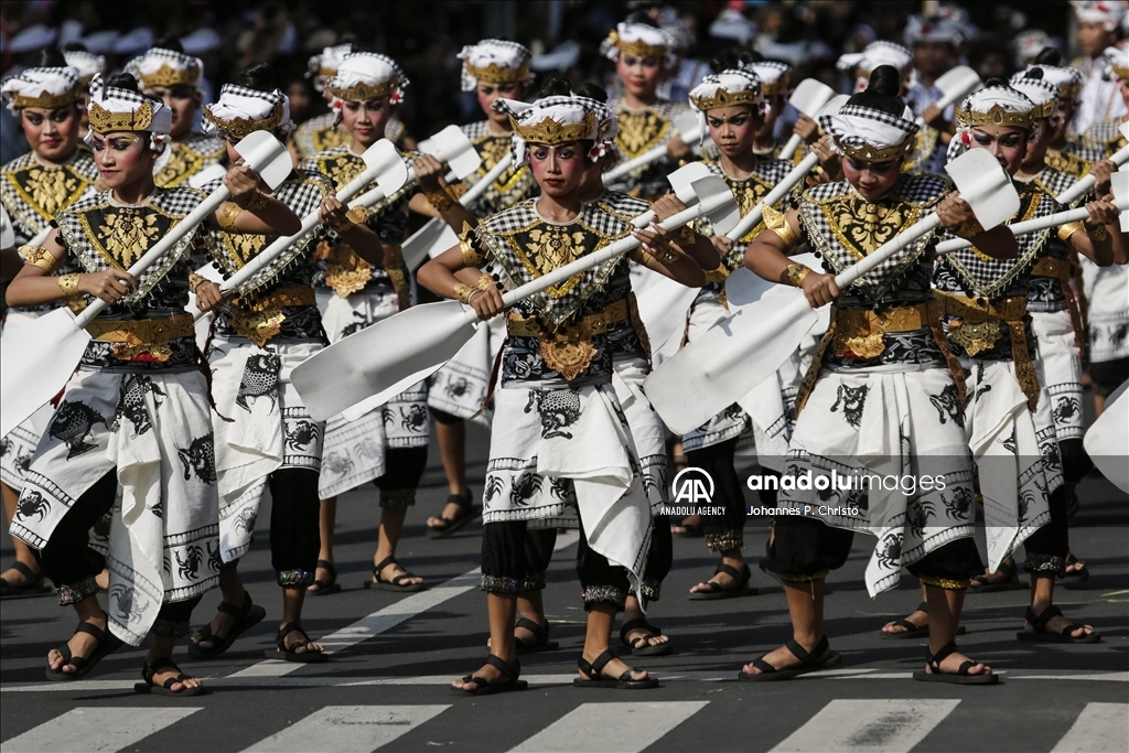 The cultural parade of Bali Arts Festival 2023