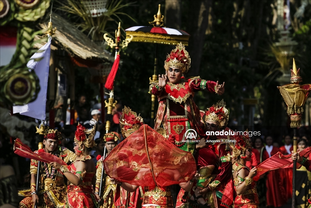 The cultural parade of Bali Arts Festival 2023