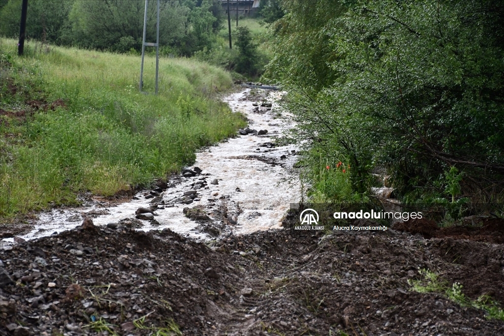 Giresun'da sağanak hasara neden oldu